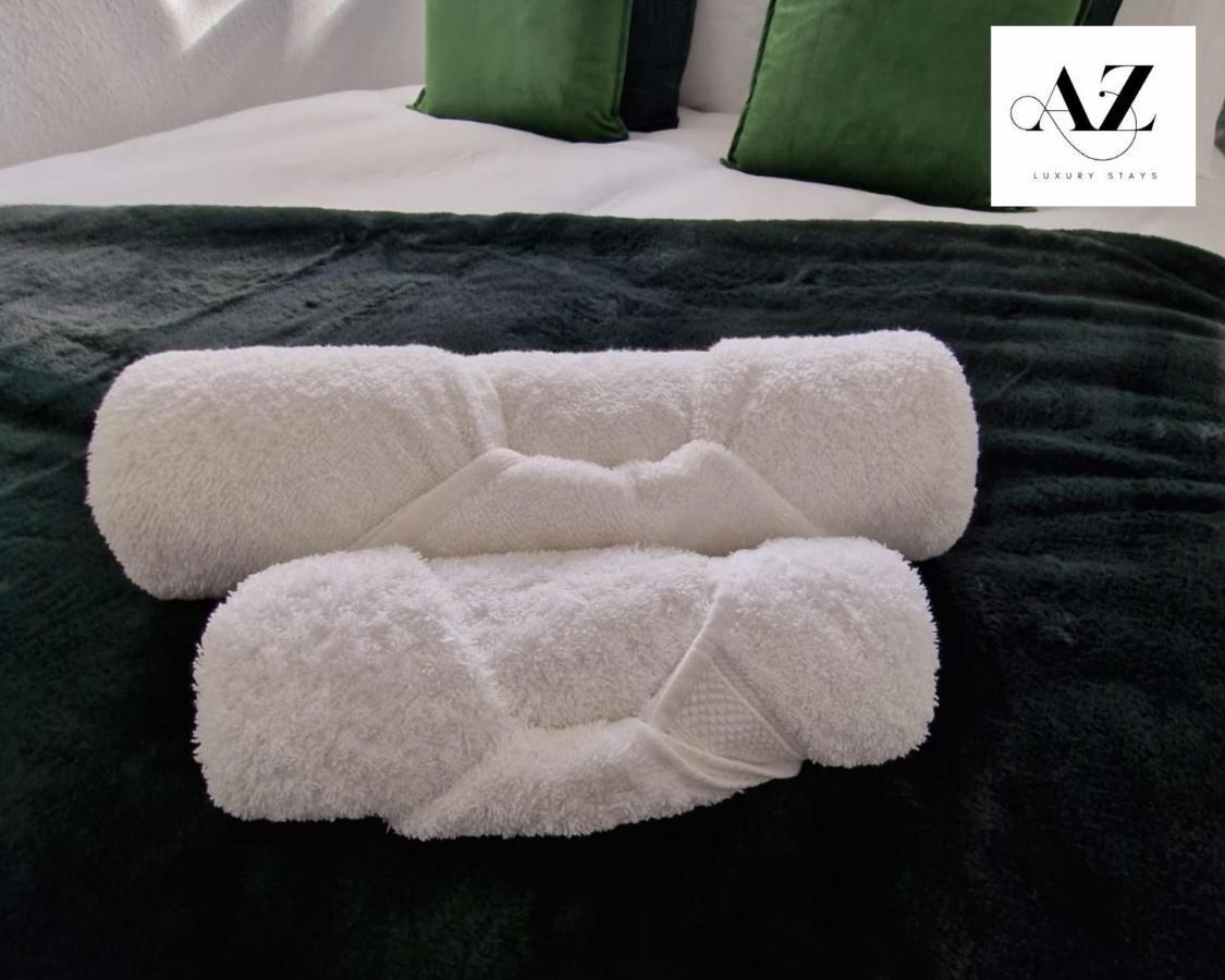 Two Bedroom Mansion House Apartment By Az Luxury Stays Newmarket With Parking And Wifi Ngoại thất bức ảnh